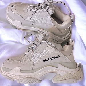BALENCIAGA Triple S - Beige 2021 Version / 2021 Release - Size 36 EUR